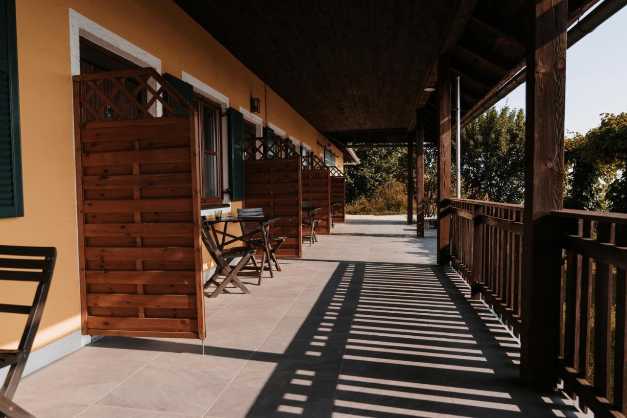 Stupperhof Hotel Kitzeck im Sausal Luaran gambar