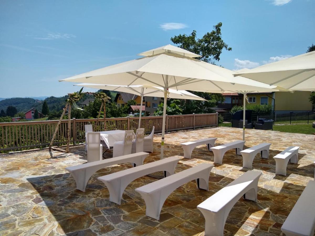 Stupperhof Hotel Kitzeck im Sausal Luaran gambar