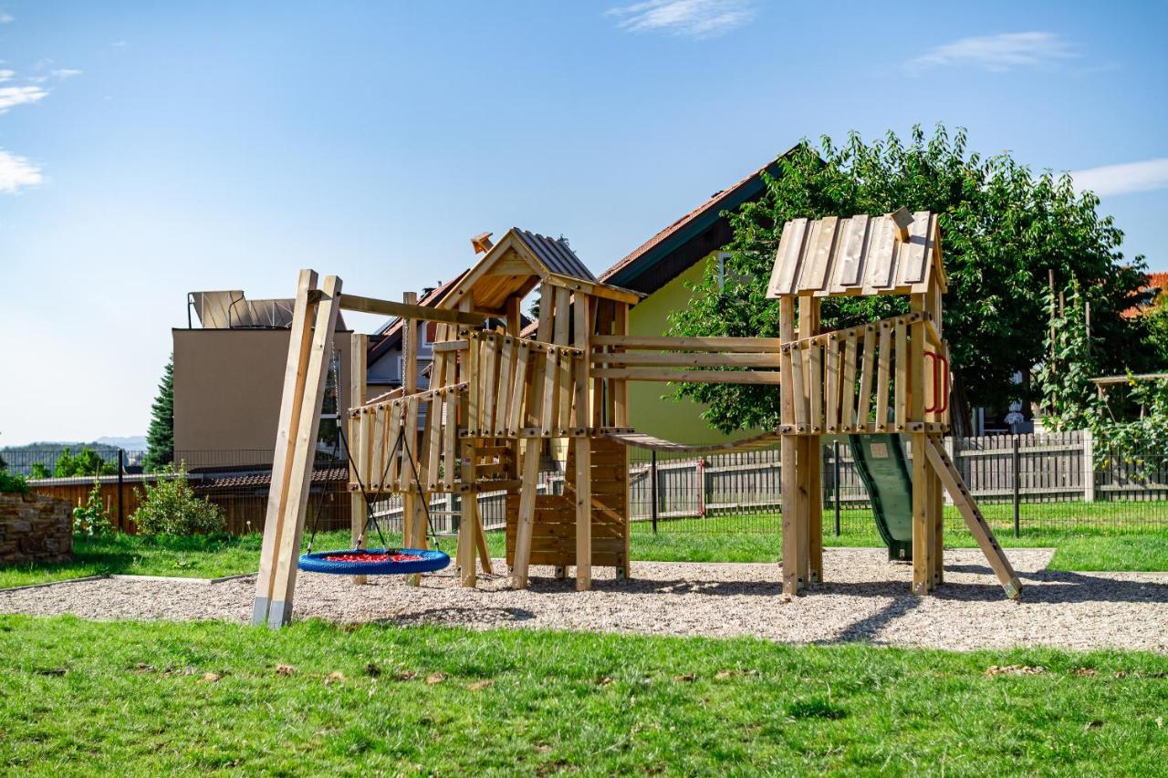 Stupperhof Hotel Kitzeck im Sausal Luaran gambar