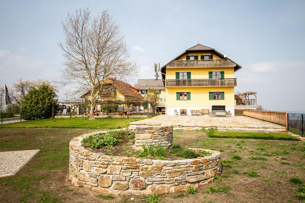 Stupperhof Hotel Kitzeck im Sausal Luaran gambar